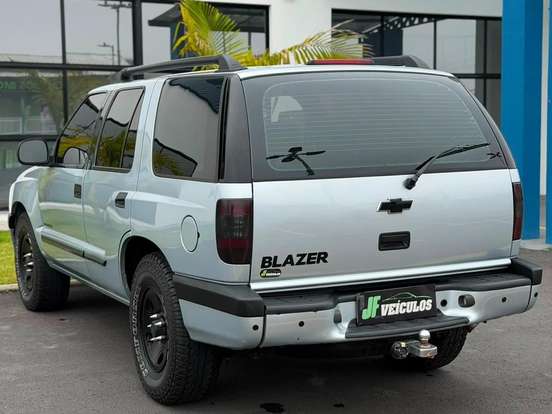 CHEVROLET-BLAZER-2.4 MPFI ADVANTAGE 4X2 8V FLEX 4P MANUAL CHEVROLET-BLAZER-2009