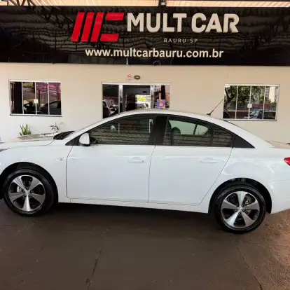 CHEVROLET-CRUZE-2013