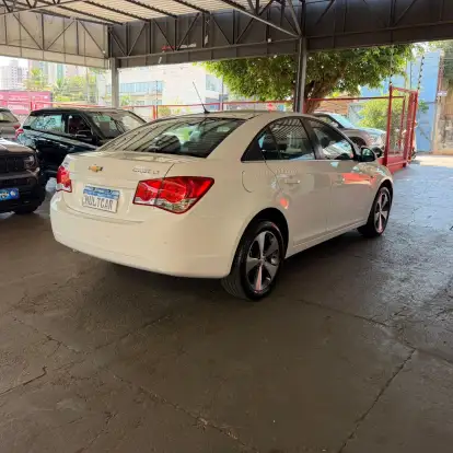 CHEVROLET-CRUZE-2013