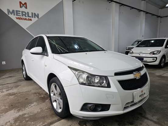 CHEVROLET-CRUZE-2013