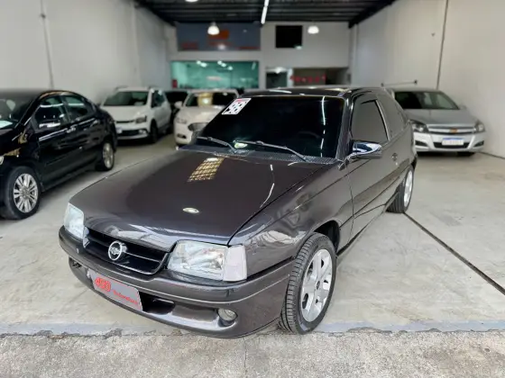 Chevrolet Kadett 2.0 Mpfi GLS 8V Gasolina 2P Manual