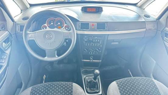 CHEVROLET-MERIVA-2012