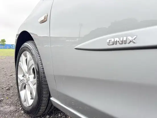 CHEVROLET-ONIX-2024
