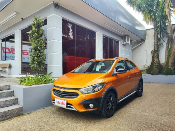 CHEVROLET ONIX 1.4 MPFI ACTIV 8V FLEX 4P AUTOMÁTICO