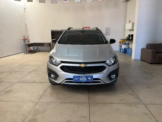 CHEVROLET ONIX 1.4 MPFI ACTIV 8V FLEX 4P AUTOMÁTICO