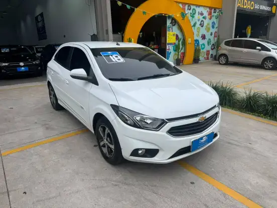 CHEVROLET-ONIX-1.4 MPFI LTZ 8V FLEX 4P AUTOMÁTICO CHEVROLET-ONIX-2017