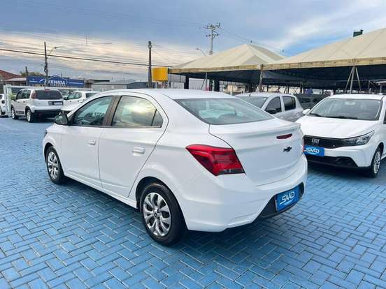 CHEVROLET-ONIX-2021