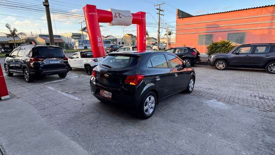 CHEVROLET-ONIX-2019
