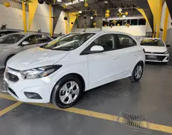 CHEVROLET ONIX 1.4 MPFI LT 8V FLEX 4P AUTOMÁTICO CHEVROLET ONIX 1.4 MPFI LT 8V FLEX 4P AUTOMÁTICO