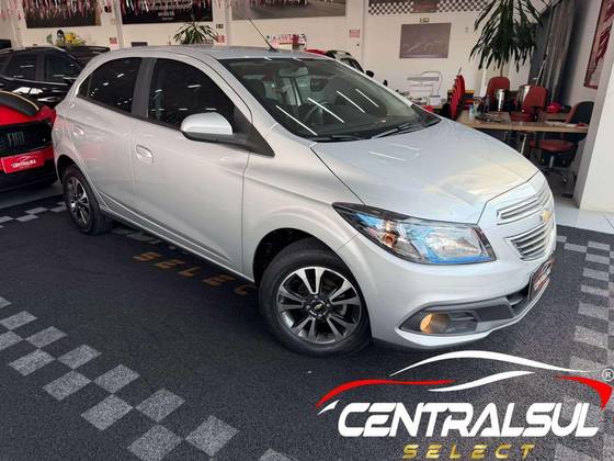 CHEVROLET ONIX 1.4 MPFI LTZ 8V FLEX 4P AUTOMÁTICO