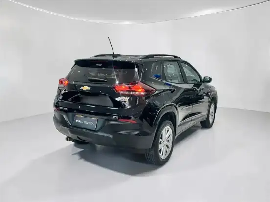 CHEVROLET-TRACKER-2022