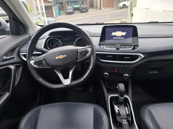 CHEVROLET-TRACKER-2025