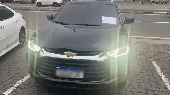 CHEVROLET-TRACKER-2023