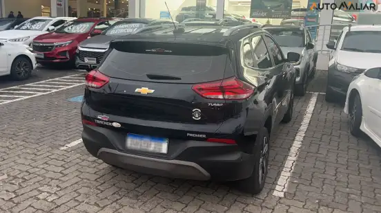 CHEVROLET-TRACKER-2023