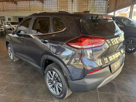 CHEVROLET-TRACKER-2024