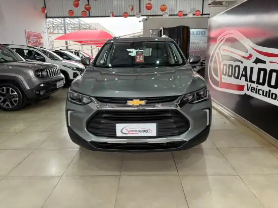 CHEVROLET-TRACKER-2023