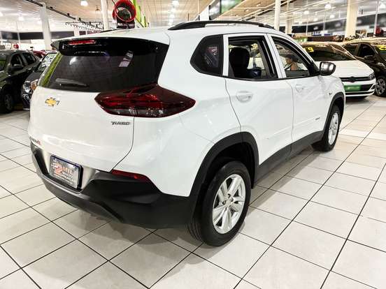 CHEVROLET-TRACKER-2022