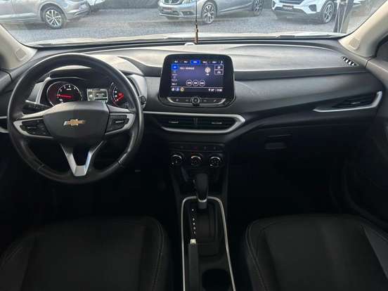 CHEVROLET-TRACKER-2021