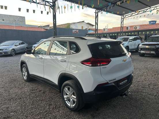 CHEVROLET-TRACKER-2021