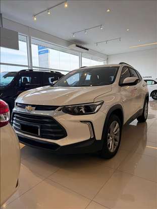 CHEVROLET-TRACKER-2024