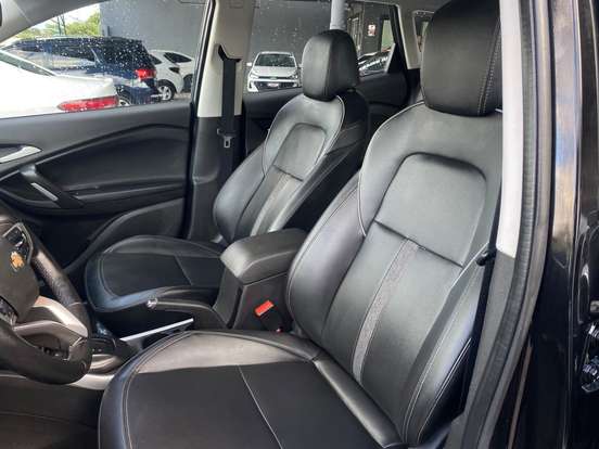 CHEVROLET-TRACKER-2024