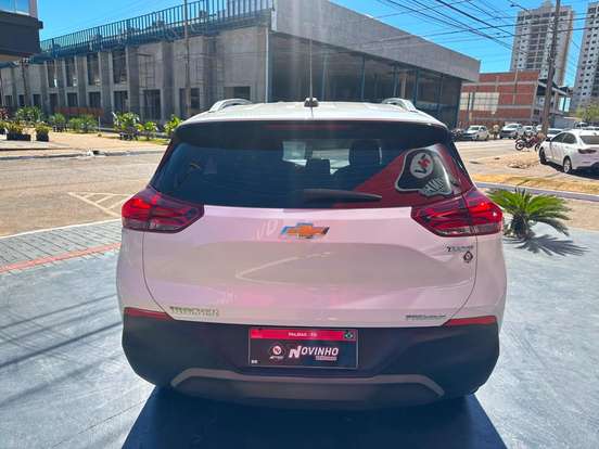 CHEVROLET-TRACKER-2023