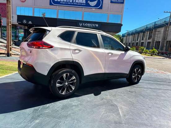 CHEVROLET-TRACKER-2023