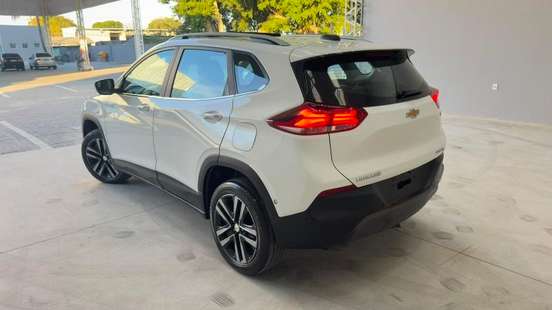 CHEVROLET-TRACKER-2024