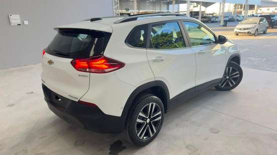 CHEVROLET-TRACKER-2024