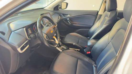 CHEVROLET-TRACKER-2024