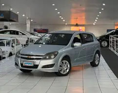CHEVROLET VECTRA 2.0 MPFI GT HATCH 8V FLEX 4P MANUAL CHEVROLET VECTRA 2.0 MPFI GT HATCH 8V FLEX 4P MANUAL