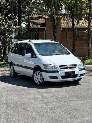 CHEVROLET ZAFIRA 2.0 MPFI ELEGANCE 8V FLEX 4P AUTOMÁTICO