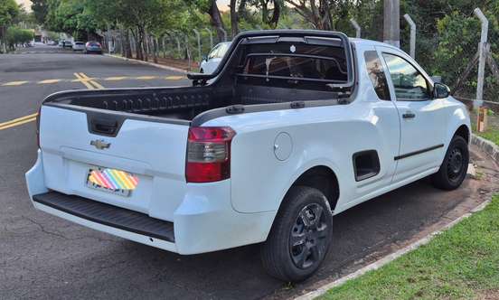 CHEVROLET-MONTANA-2013