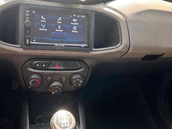 CHEVROLET-ONIX-1.0 MPFI LT 8V FLEX 4P MANUAL CHEVROLET-ONIX-2019