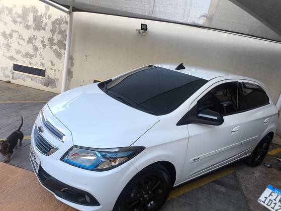 CHEVROLET ONIX 1.4 MPFI LTZ 8V FLEX 4P MANUAL