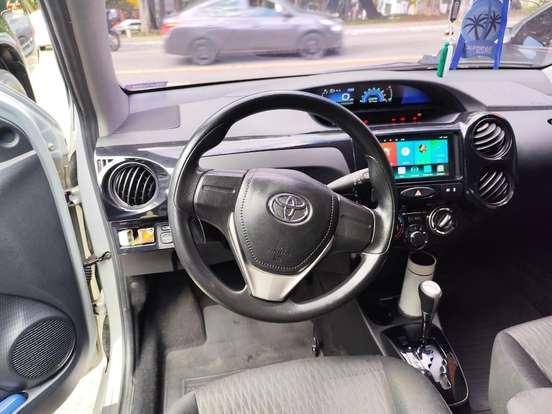 TOYOTA-ETIOS-1.3 X 16V FLEX 4P AUTOMÁTICO TOYOTA-ETIOS-2017