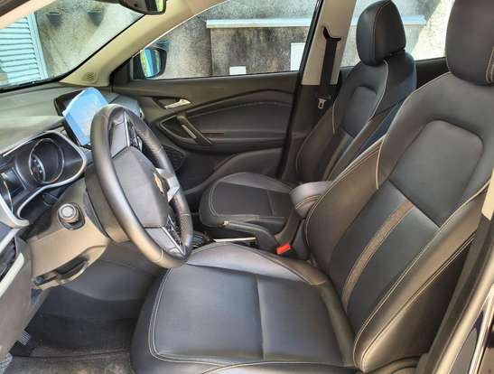 CHEVROLET-TRACKER-2023