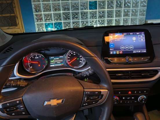 CHEVROLET-TRACKER-2023