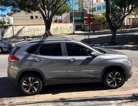 CHEVROLET-TRACKER-2020