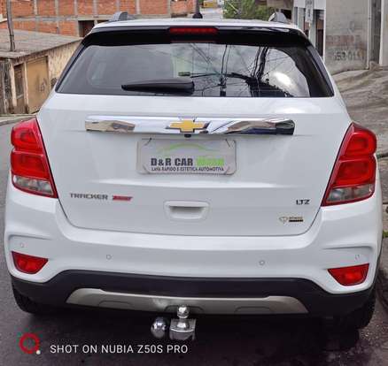 CHEVROLET-TRACKER-2017