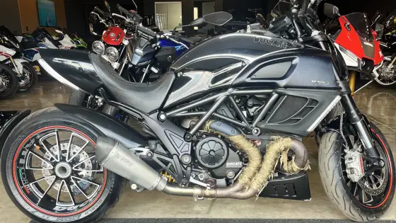 DUCATI DIAVEL CROMO 