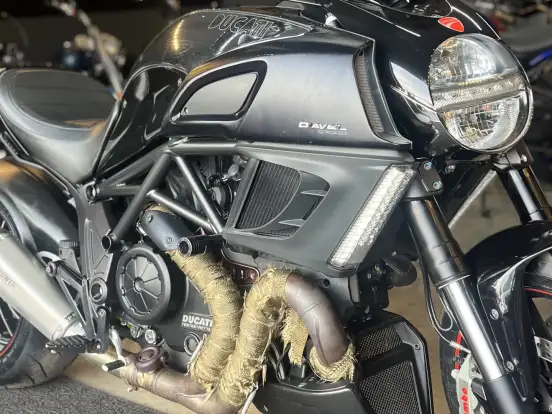 DUCATI-DIAVEL CROMO DUCATI-DIAVEL CROMO-2013