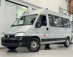 FIAT DUCATO 2.3 MINIBUS TETO ALTO 16V TURBO DIESEL 3P MANUAL FIAT DUCATO 2.3 MINIBUS TETO ALTO 16V TURBO DIESEL 3P MANUAL