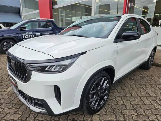 FIAT FASTBACK 1.0 TURBO 200 HYBRID IMPETUS CVT