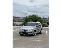 FIAT PALIO 1.4 MPI ATTRACTIVE WEEKEND 8V FLEX 4P MANUAL FIAT PALIO 1.4 MPI ATTRACTIVE WEEKEND 8V FLEX 4P MANUAL