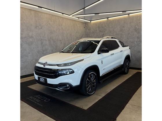 FIAT TORO 2.0 16V TURBO DIESEL VOLCANO 4WD AT9