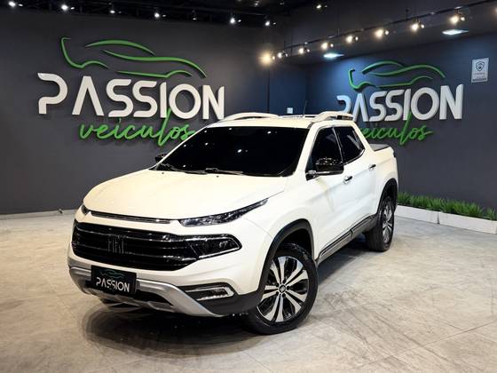 FIAT TORO 2.0 16V TURBO DIESEL VOLCANO 4WD AT9
