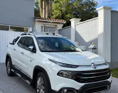FIAT TORO 2.0 16V TURBO DIESEL RANCH 4WD AT9 FIAT TORO 2.0 16V TURBO DIESEL RANCH 4WD AT9