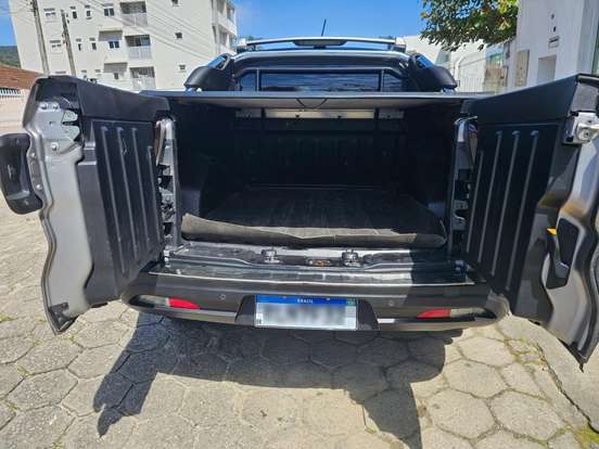 FIAT-TORO-2022