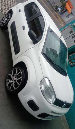 FIAT-UNO-1.0 EVO ATTRACTIVE 8V FLEX 4P MANUAL FIAT-UNO-2015